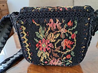 Bolso italiano tejido flores y piel