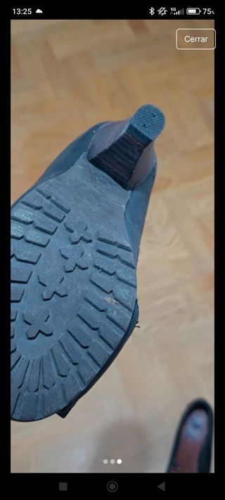 Zapatos negros con lazo