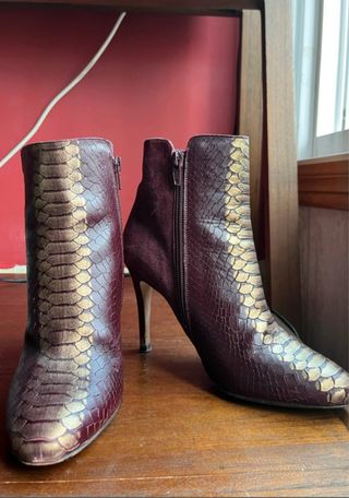 Botines Roberto Verino Piel Serpiente Talla 38