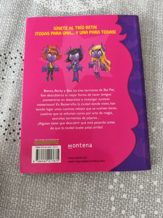 Cuatro amigas para un misterio (Trío Beta 1) (T...