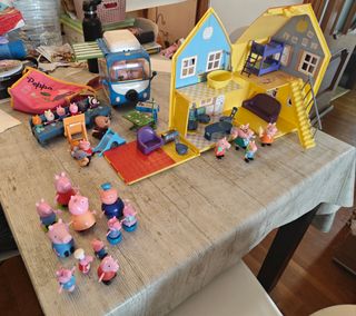 Pack Peppa Pig Casa ,caravana,escuela y muñecos