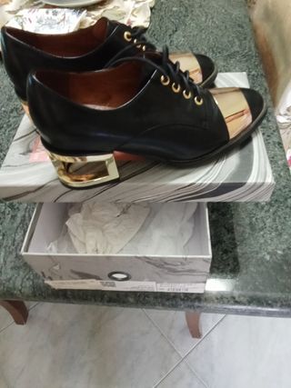 Scarpe Jeffrey Campbell donna nero/oro