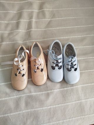 Zapatos de bebé de charol