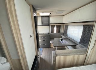 Caravana Hobby de Luxe 400 SFE