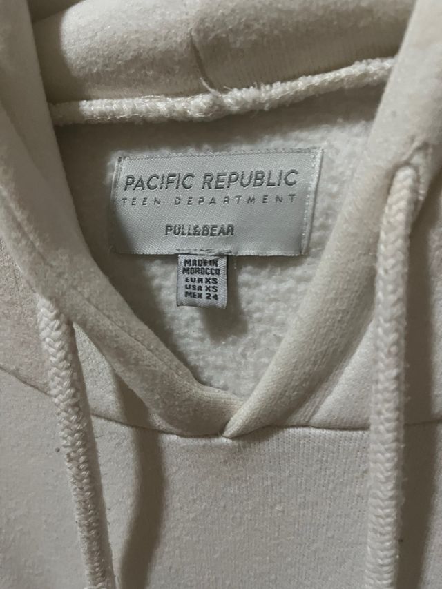 Sudadera beige con mensaje