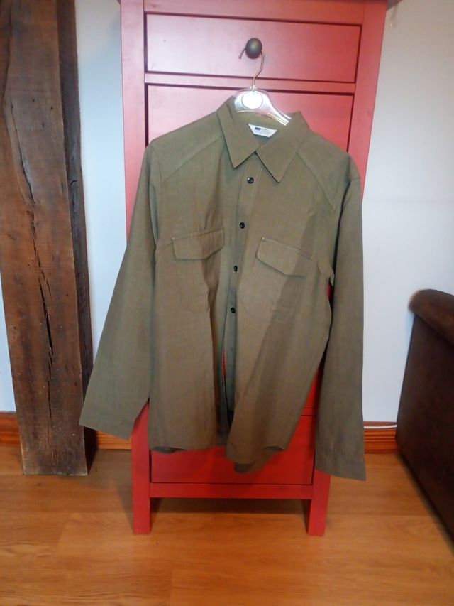 Camisa verde militar manga larga