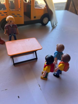 Playmobil: Autobús escolar y figuras