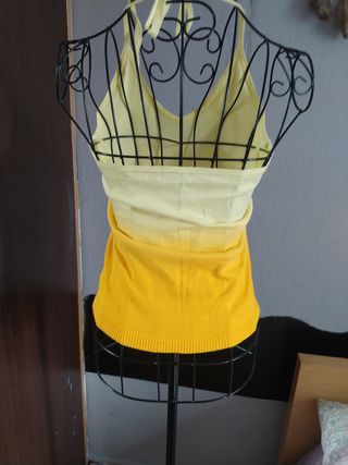 Top de algodón amarillo