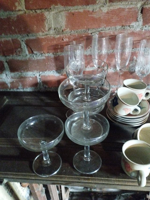 Juego de Copas y Café