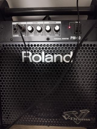 Batería Electrónica y Amplificador Roland