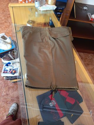 Pantalón corto cargo talla L