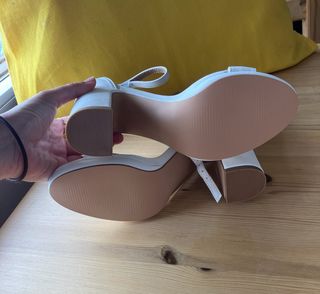 Sandalias tacón Anna Field Talla 37 Blancas