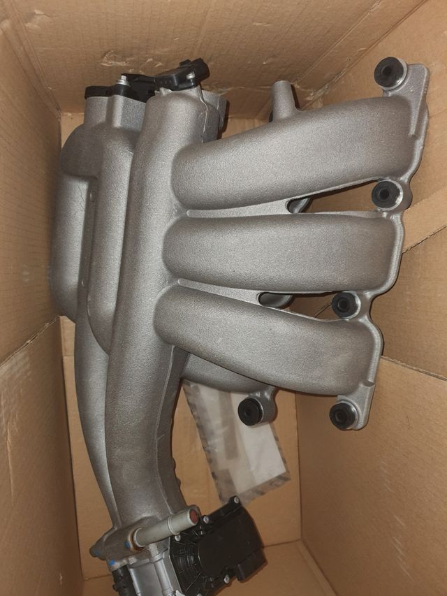 Colector Admisión Jaguar XF