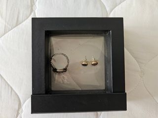 Conjunto Anillo y Pendientes