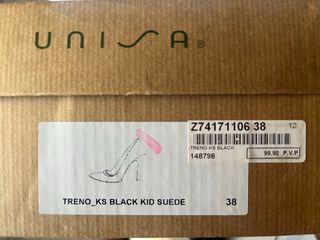 Zapato de tacón negro antelina
