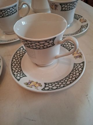 Juego de café de porcelana