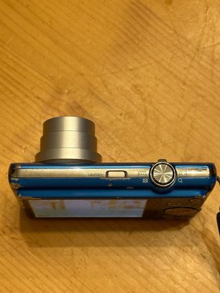 Casio Exilim ZS10 – 14 MP, Zoom Óptico 5x