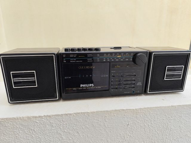 Cassetta radio Philips D8264 nera