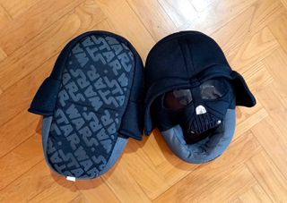 Zapatillas Darth Vader con luz Talla 38