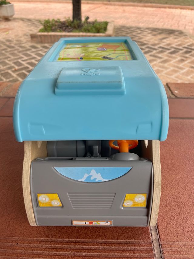 Autocaravana Hape de madera