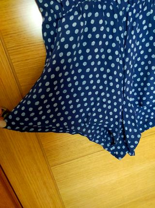 Mono corto de lunares azul y blanco