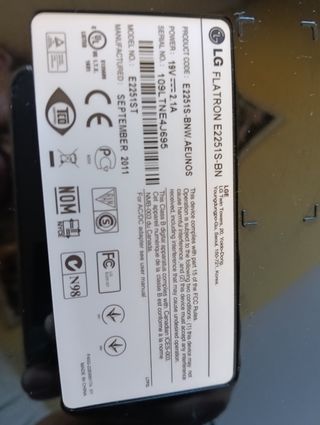 Pantalla LG Flatron E2251S-BN de 24 pulgadas