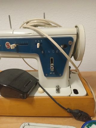 Máquina de coser Singer