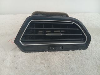 Aireador derecho VW Tiguan 5NA
