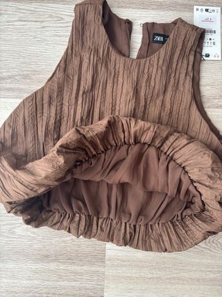 Top Zara plisado marrón talla S