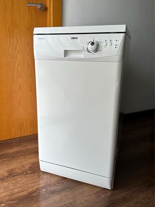 Lavavajillas Zanussi 45 cm