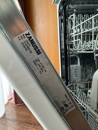 Lavavajillas Zanussi 45 cm