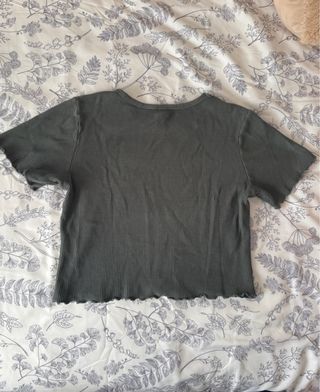 Camiseta corta verde con sol