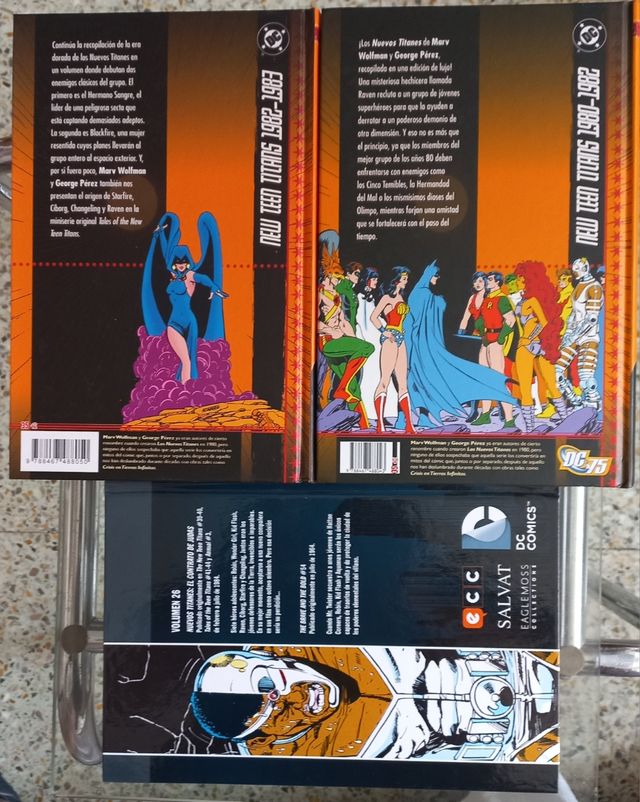 Clásicos DC Nuevos Titanes y El Contrato de Judas