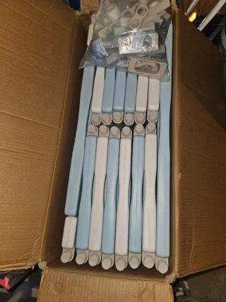 Parque infantil para bebés de 14 vallas con puerta