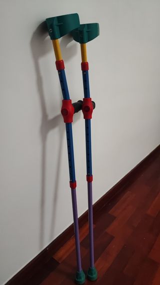 Muletas infantiles ajustables