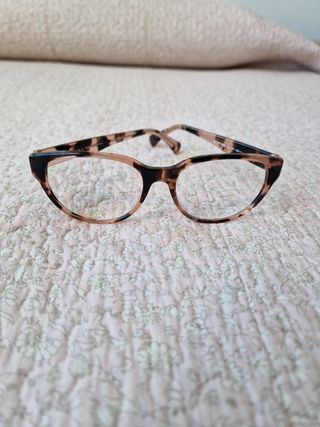 Montura de gafas tortuga