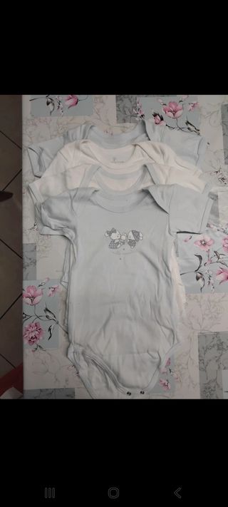 Set 4 body bimbo  2 anni