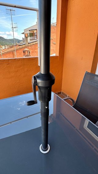 Conjunto Mesa, Sillas y Sombrilla Terraza