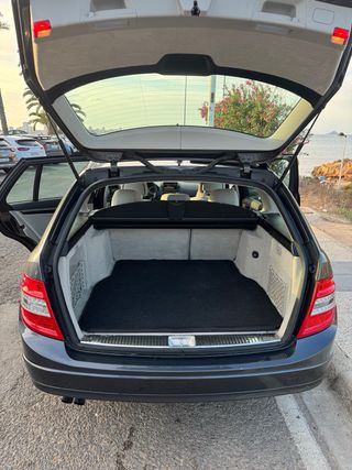 Mercedes-Benz Clase C 2010