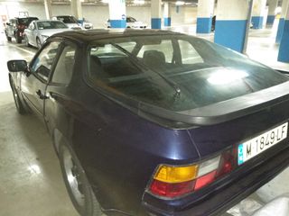 Porsche 944 1984
