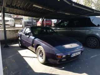 Porsche 944 1984