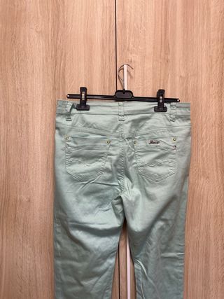 Pantalón vaquero turquesa