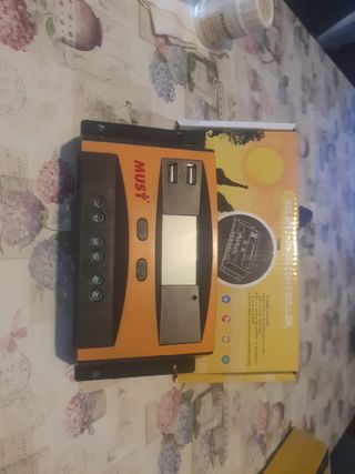 Controlador de Carga Solar MUST