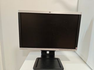 Monitor HP 19 panorámico