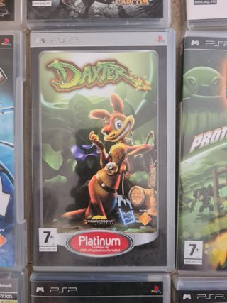 Videojuegos PSP: FIFA 09, FIFA 11, PES 2011, 18 JU