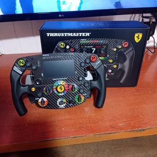 Volante Thrustmaster Ferrari SF1000 personalizado