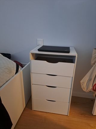 Tre scrivanie Coquette 4-in-1