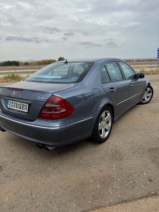 Mercedes-Benz Clase E 2005