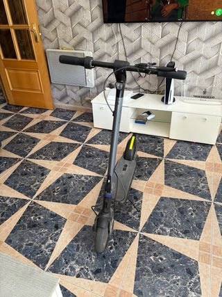 Patín Eléctrico Cecotec - Como Nuevo