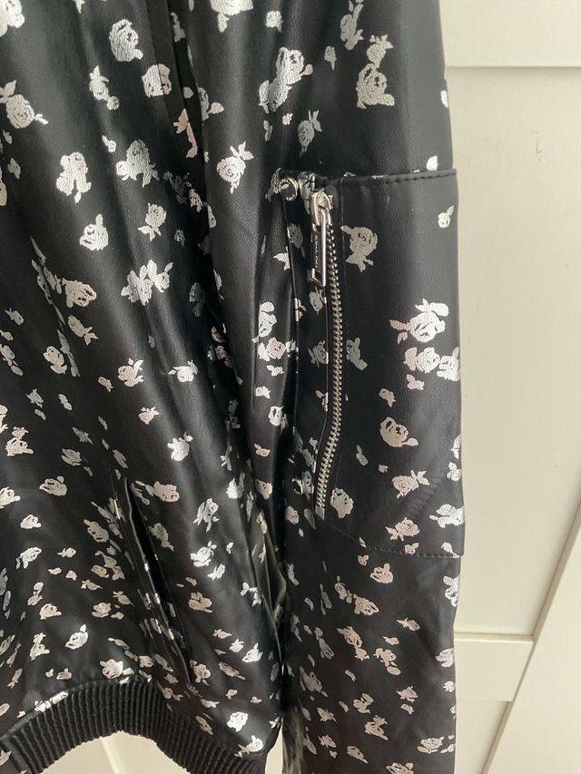 Cazadora Bomber Michael Kors Estampada